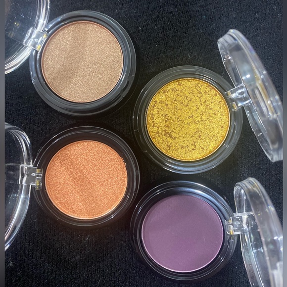 NYX UTOPIA EYESHADOW BRAND NEW - Picture 7 of 8